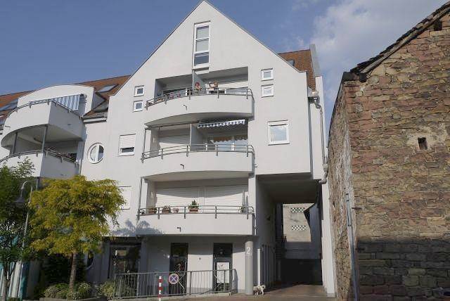 Ferienwohnung für 3 Personen, mit Balkon und Terrasse in Neustadt an der Weinstraße
