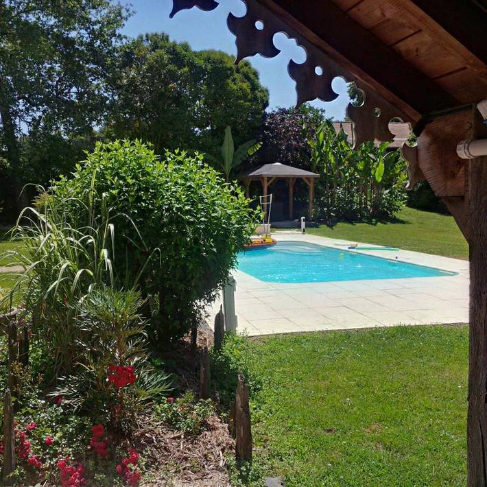Location de vacances pour 2 personnes, avec jacuzzi ainsi que piscine et jardin à Hontanx - 4