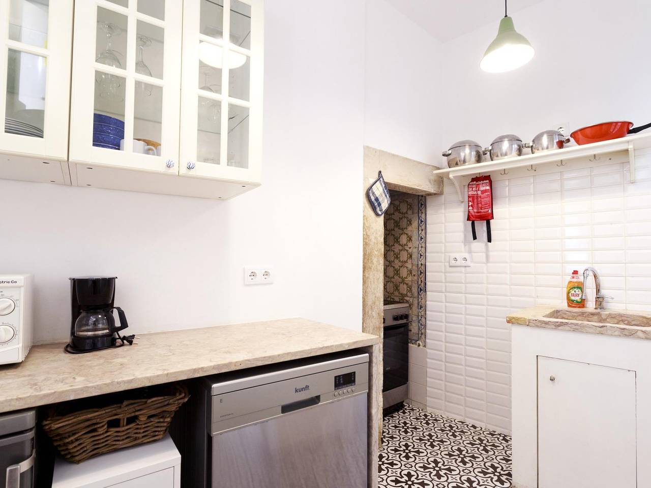 Ganze Ferienwohnung, Ferienwohnung für 4 Personen in Graça, São Vicente (Lissabon)