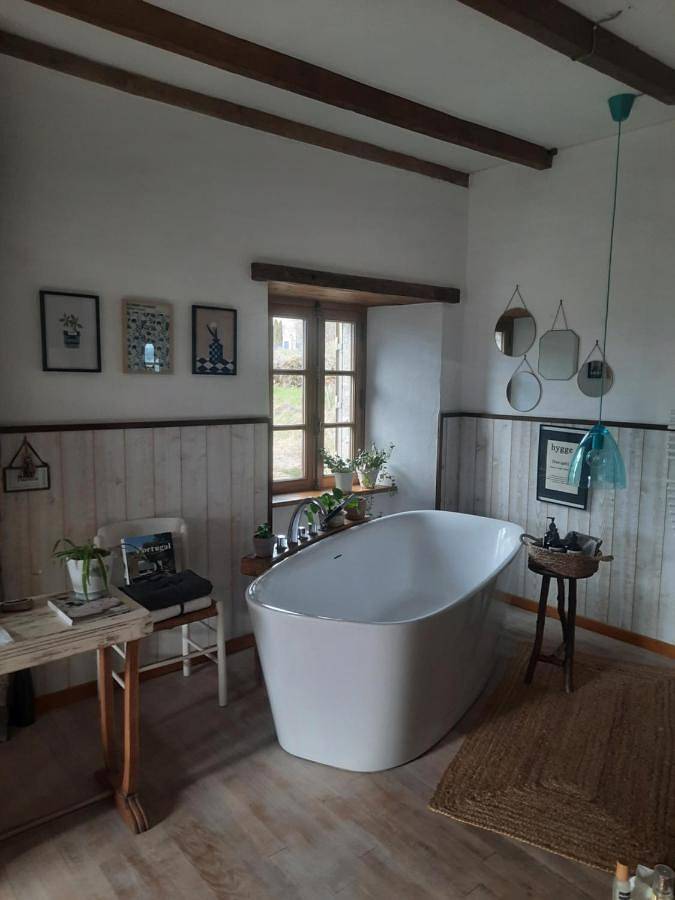 Chambre d’hôte pour 2 personnes, avec jardin et vue dans Argences en Aubrac - 3