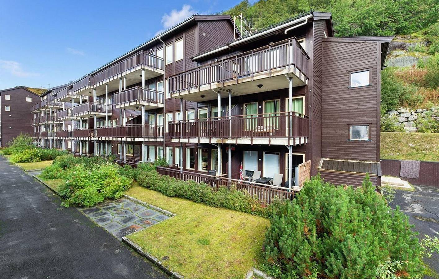 Hel ferieleilighet, Ferieleilighet for 5 personer med hage in Sinnes, Sirdal 