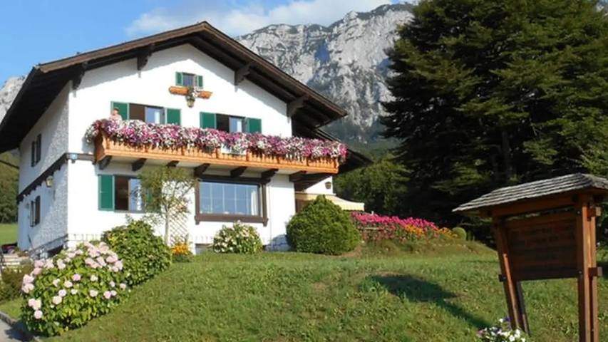 Ferienwohnung für 5 Personen, mit Garten in Steinbach am Attersee