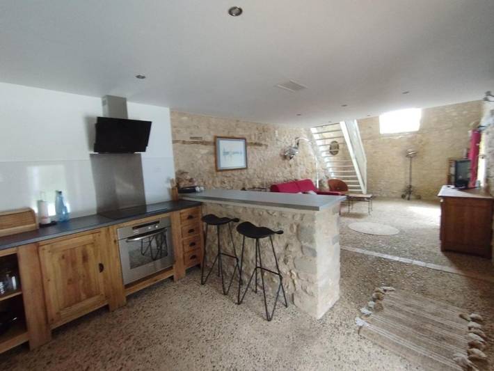 Gîte pour 4 personnes, avec terrasse ainsi que vue et jardin à Saint-Vincent-sur-l'Isle - 4