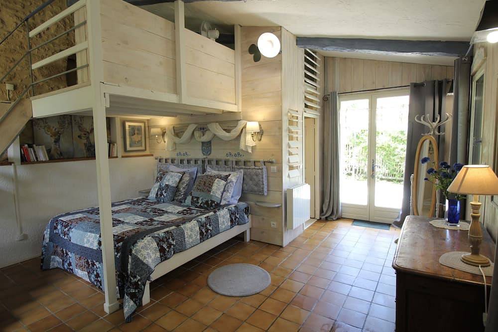 Dordogne Valley, 4 * holiday house, exclusive pool, 15kms from Bergerac in Bergerac, Périgord Pourpre