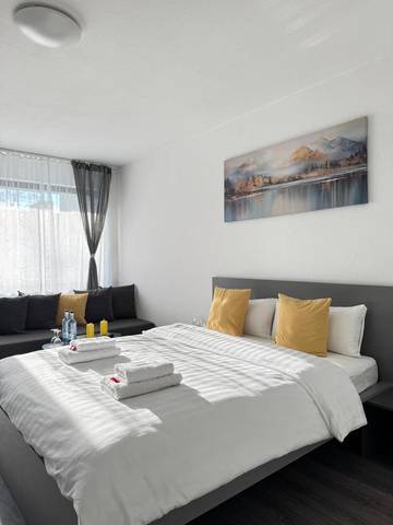 Ferienwohnung für 4 Personen, mit Garten und Ausblick in Monheim am Rhein