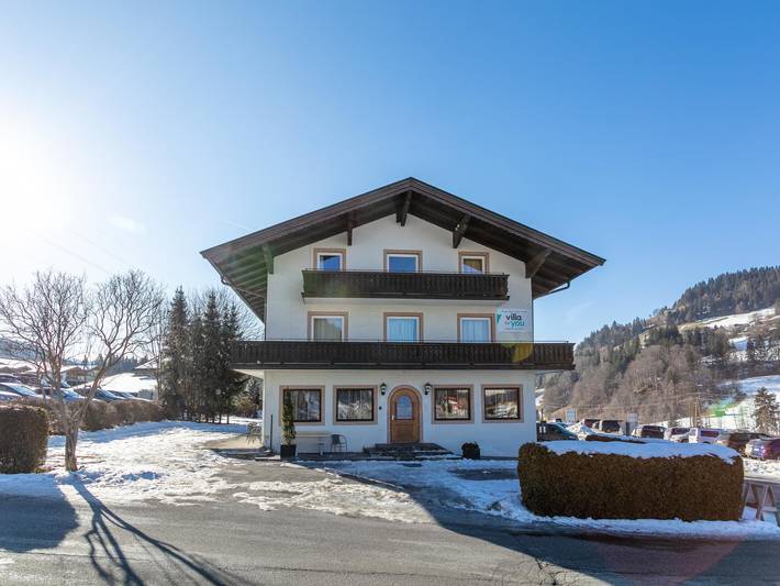 Ferienhaus für 23 Personen, mit Balkon und Terrasse sowie Garten in Itter
