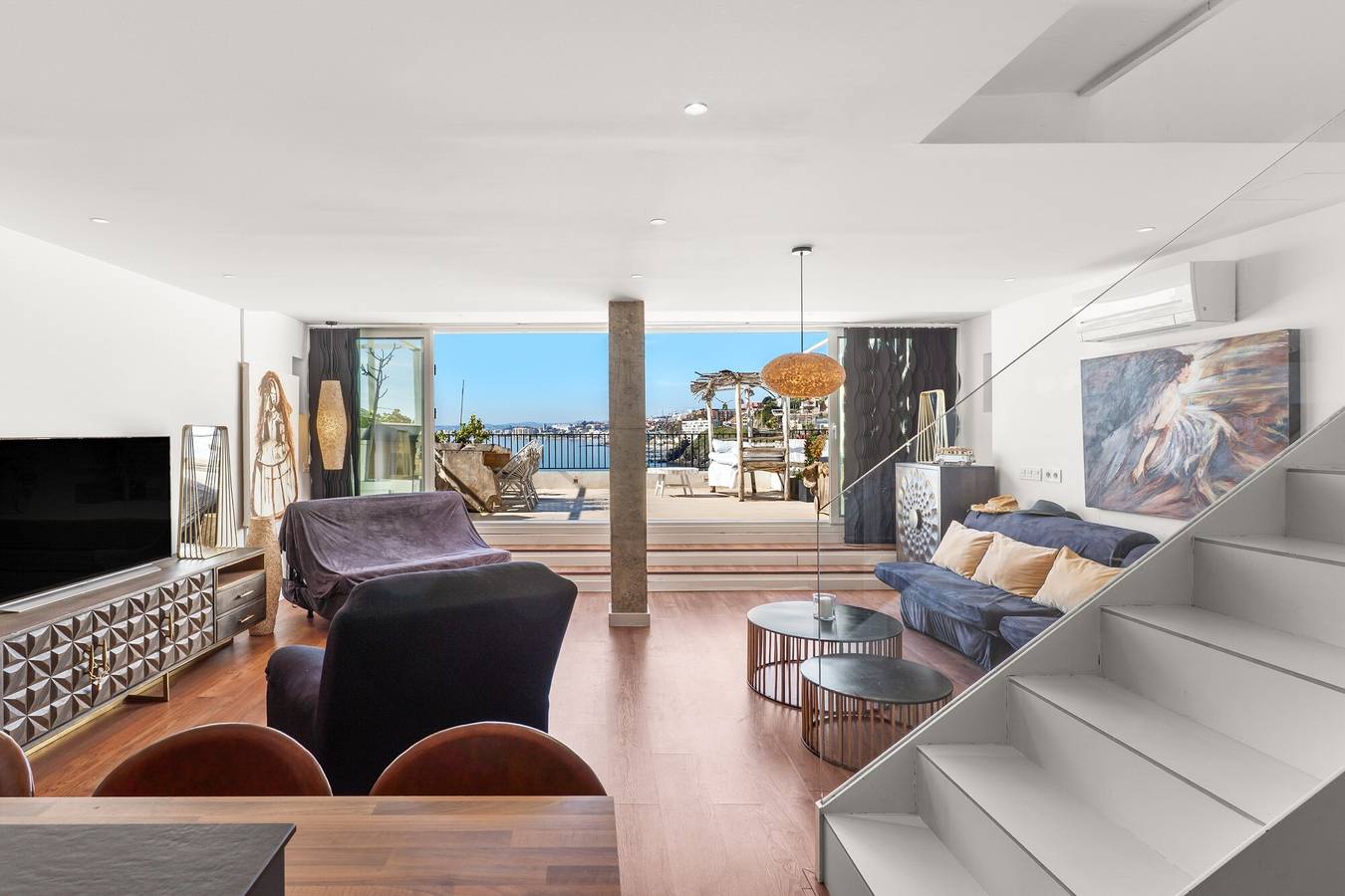 Ganze Wohnung, Apartment 'Duplex Paradies am Meer' mit Meerblick, Wlan und Klimaanlage in Torremuelle, Benalmádena