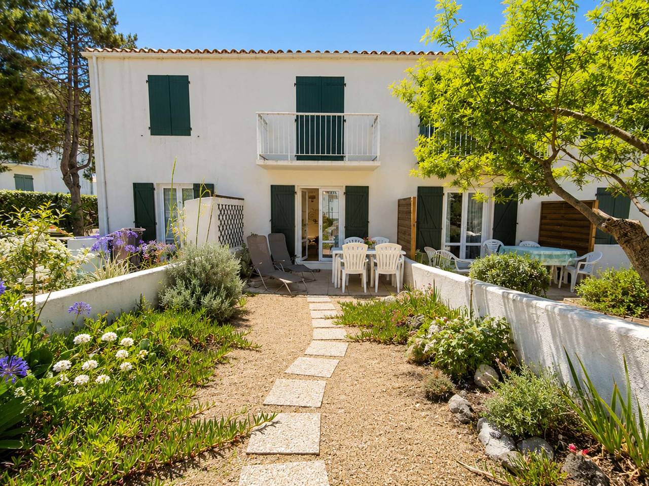 Appartement entier, Studio cosy avec jardinet à 300m de la plage - 4 couchages in La Guérinière, Noirmoutier