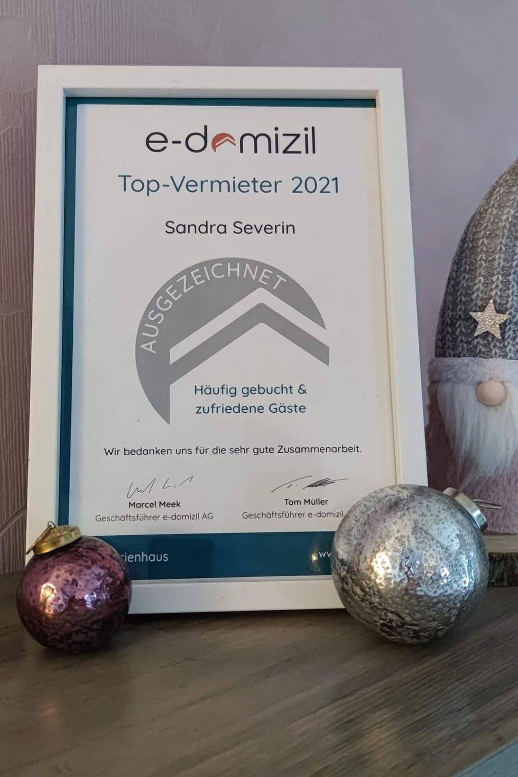 Ganze Wohnung, Sandra´s Ferienwohnung mit Pool in Mayen, Osteifel