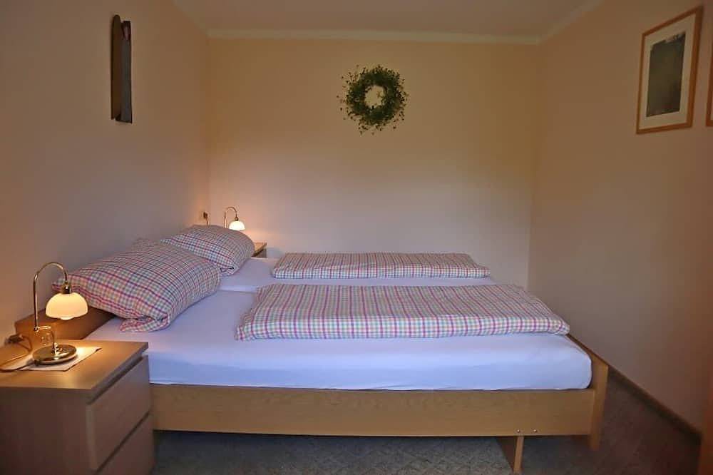 Ganze Wohnung, Feriendomizil im Bäderdreieck (35 m2) mit Blick ins Grüne in Bad Griesbach, Bayerische Golf und Thermenland