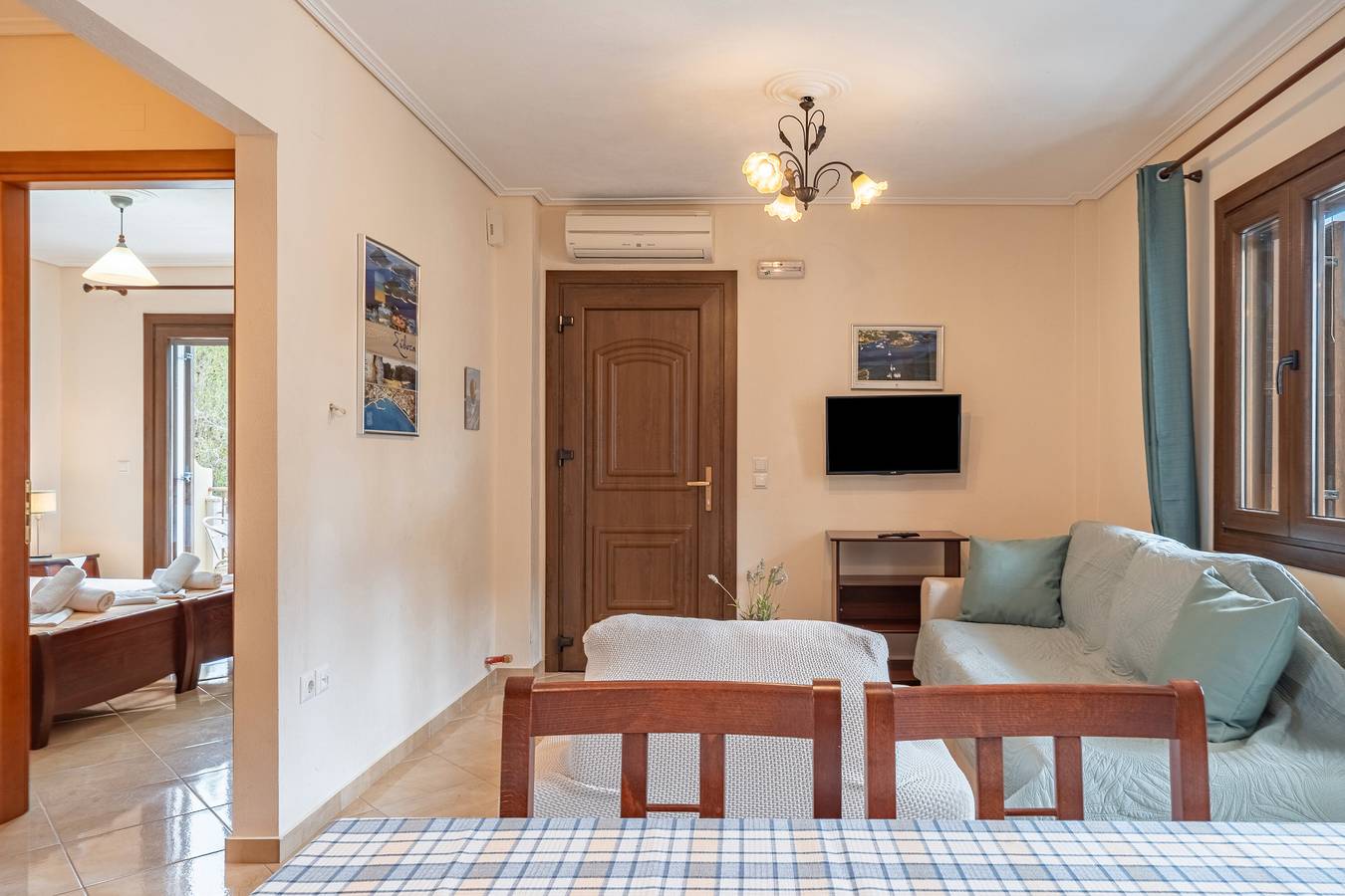 Appartamento intero, Appartamento 'Con Balcone' con balcone, Wi-Fi e aria condizionata in Syvota, Thesprotia e dintorni