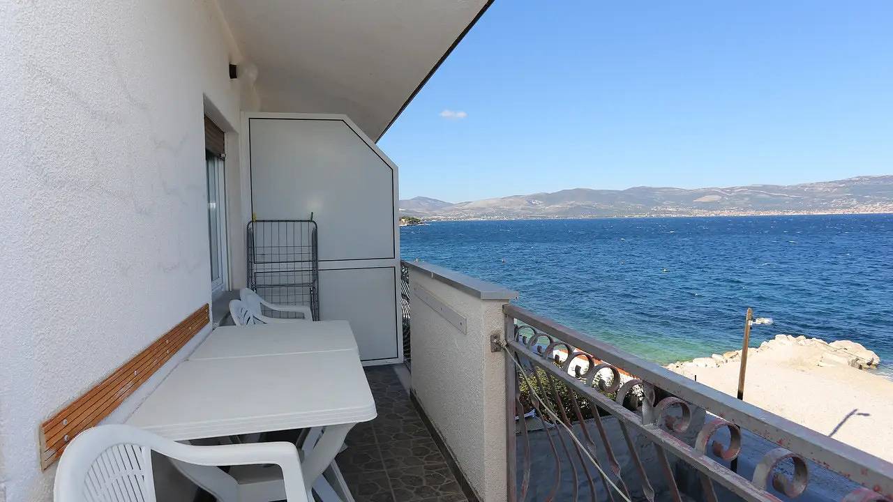 Cały apartament wypoczynkowy, Apartament wakacyjny dla 5 osób in Slatine, Čiovo