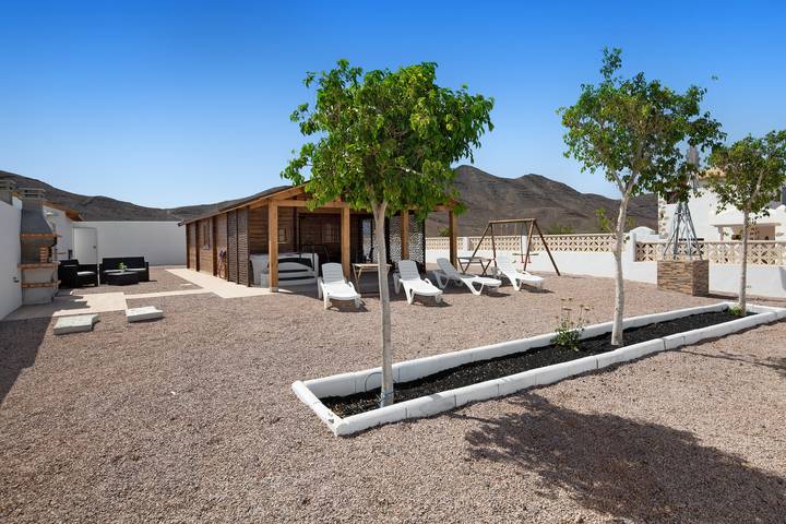 Cabaña de madera para 4 personas, con jardín en Fuerteventura - 3