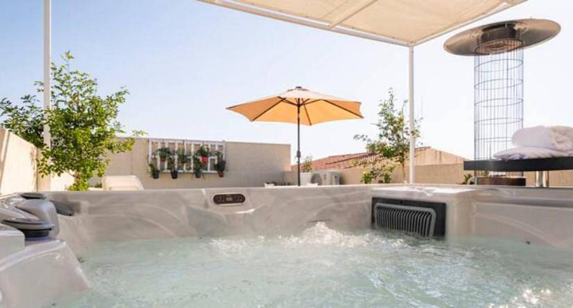 B&b per 2 persone, con Balcone e Terrazza nonché Idromassaggio e Giardino a Santa Croce Camerina