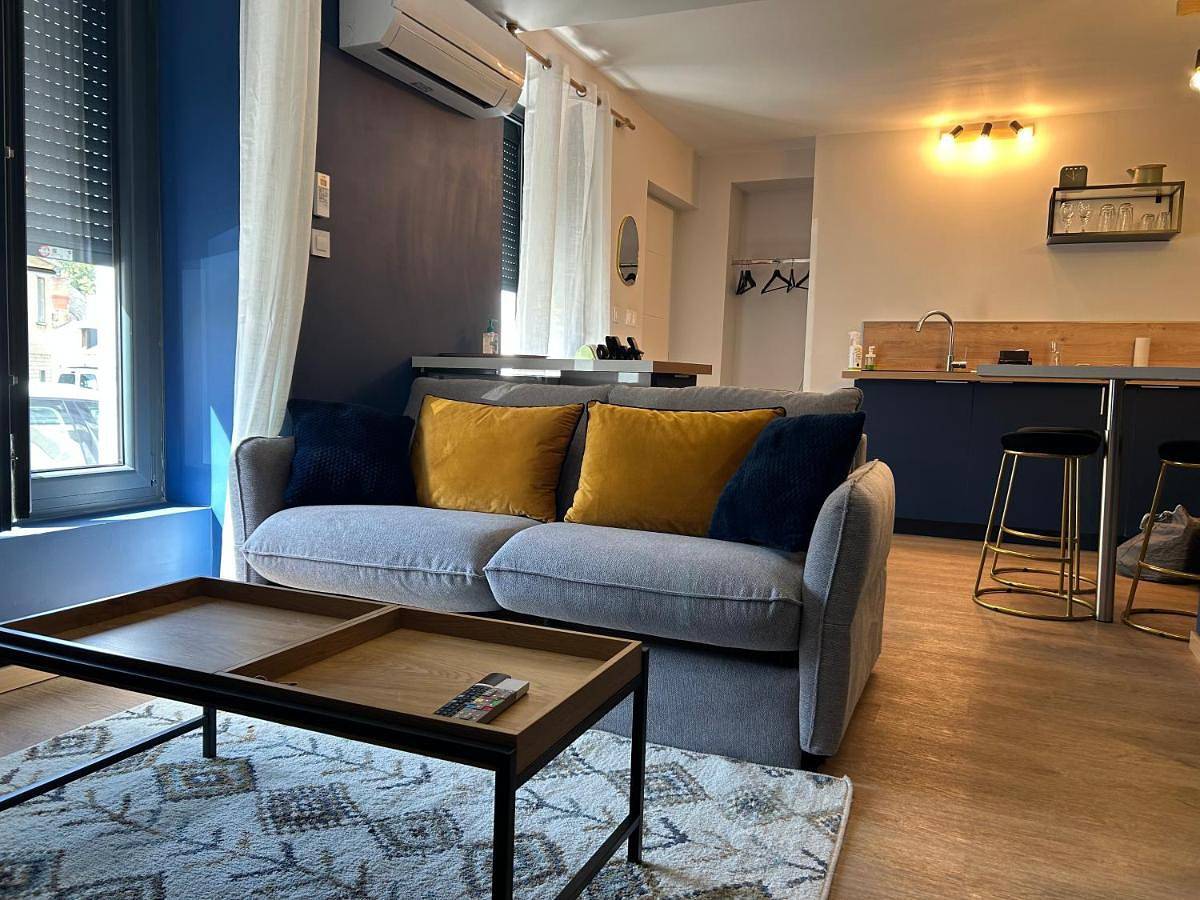 Appartement entier, One-Bedroom Apartment in Bourges, Région de Bourges