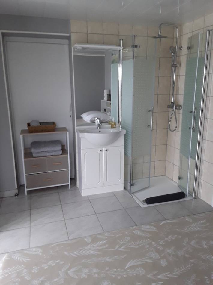 Chambre d’hôte pour 2 personnes, avec jardin dans Auvergne-Rhône-Alpes - 4