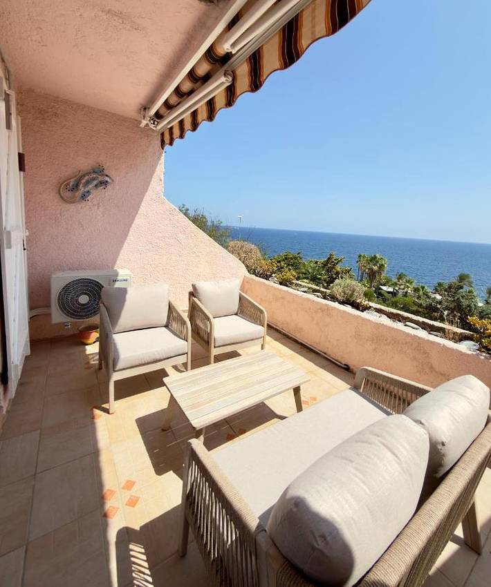 Gîte pour 2 personnes, avec Terrasse et Vue dans Plage d'Anthéor - 4