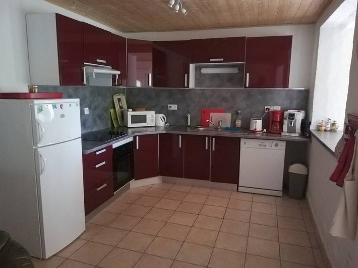 Gîte pour 8 personnes, avec jardin ainsi que terrasse et piscine, animaux acceptés dans le Vaucluse - 4