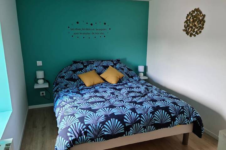 Location de vacances pour 4 personnes, avec Terrasse et Piscine dans Ciriere