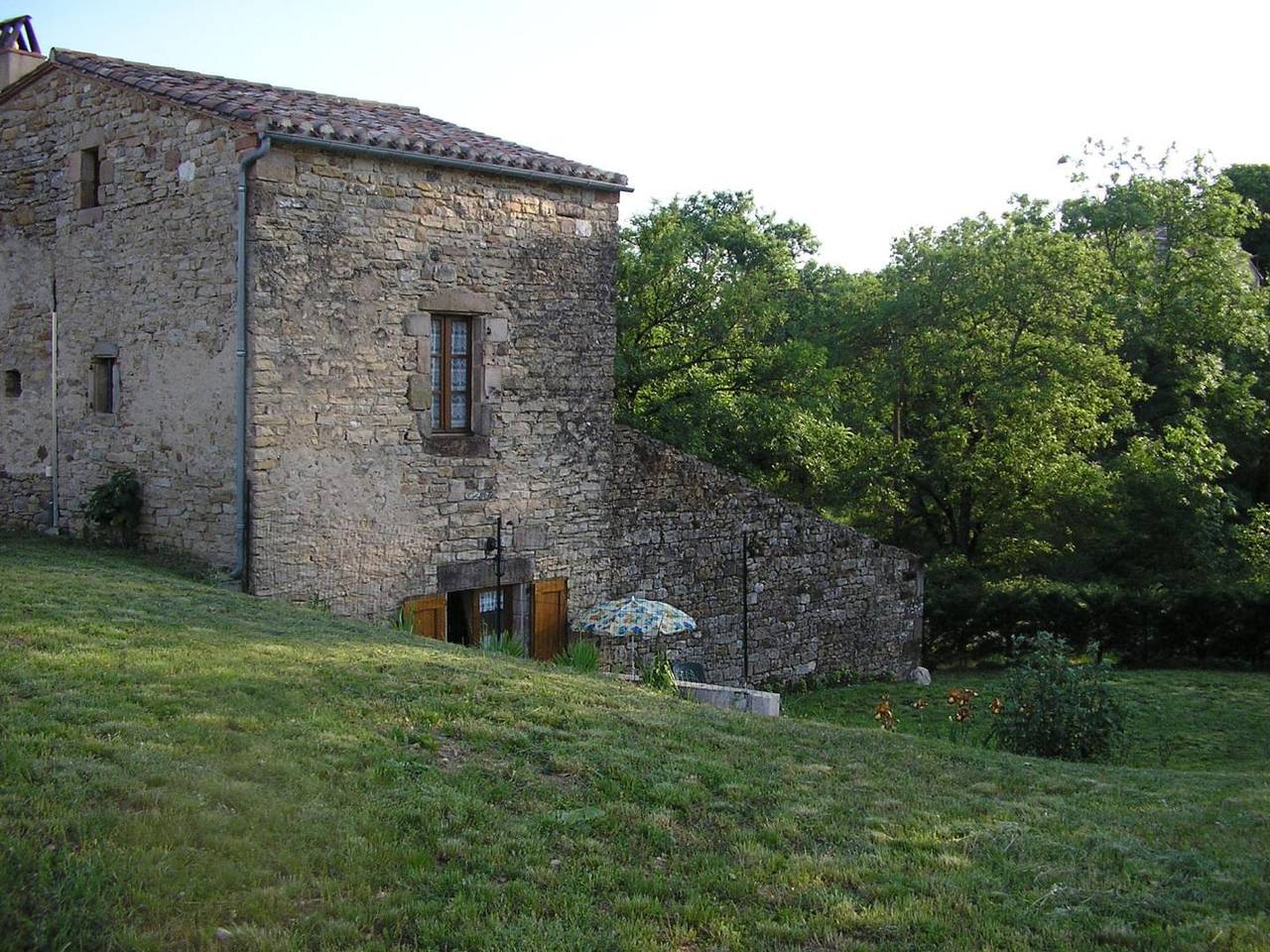 Gîte für 6 Personen mit Terrasse in Tonnac, Albi und Umgebung