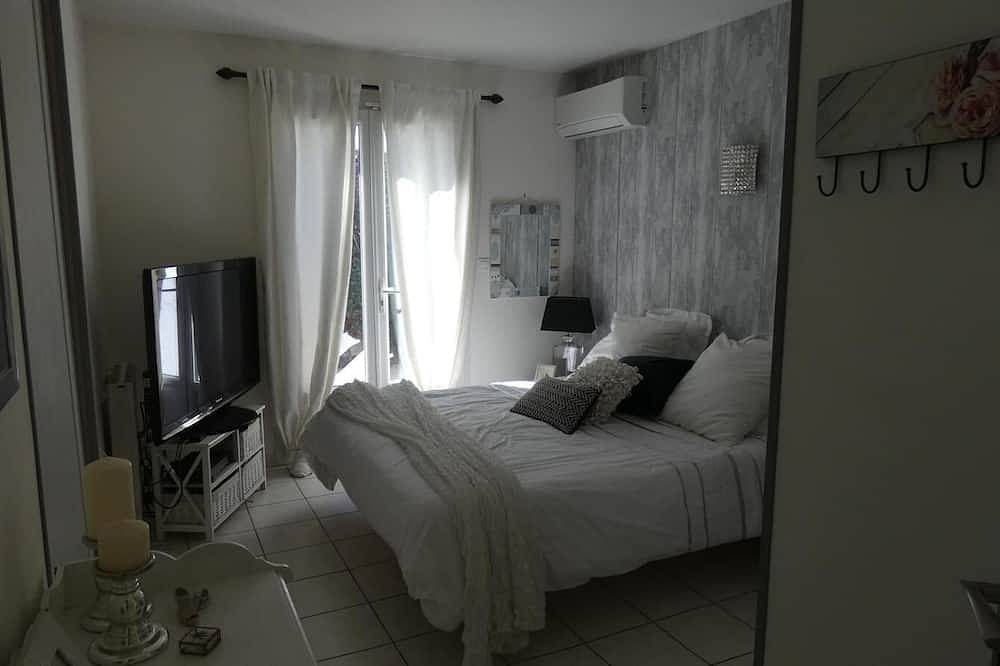 Single-storey house with swimming pool 10 minutes from the beach in Villeneuve-lès-Maguelone, Côte d'Améthyste