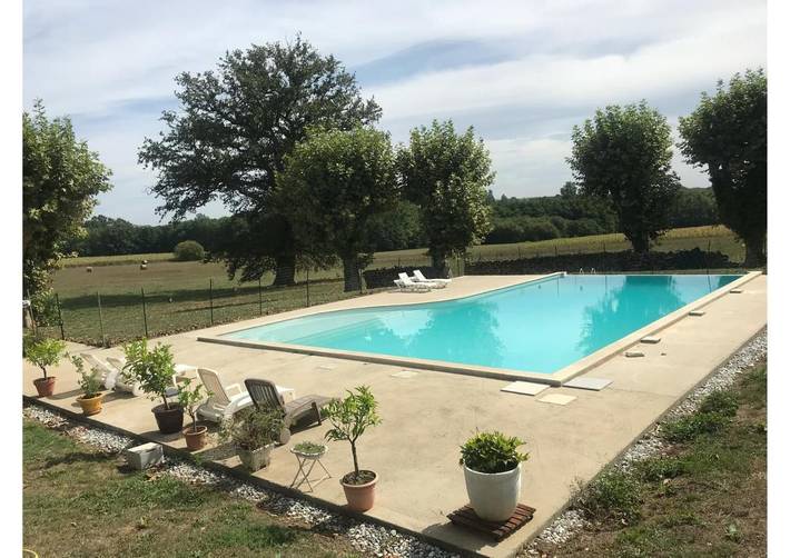 Location de vacances pour 4 personnes, avec piscine et jardin ainsi que vue et terrasse, animaux acceptés à Gamarde-les-Bains - 3