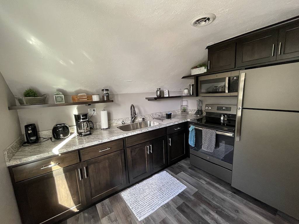 Ganze Wohnung, The Coxon House Inn: 3rd floor apartment- The Writer’s Nook in Wooster, Ohio