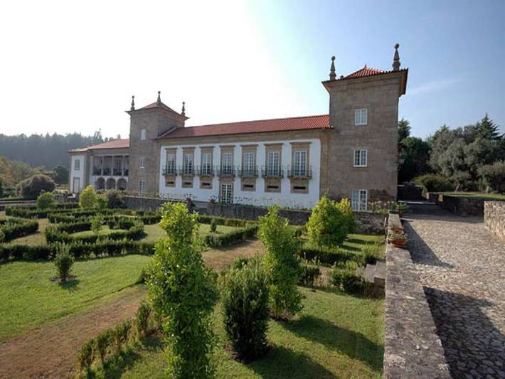 Villa für 20 Personen, mit Balkon und Garten sowie Sauna in Portugal