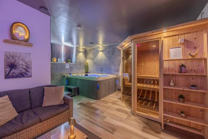 Gîte pour 2 personnes, avec jacuzzi et sauna à Avelin