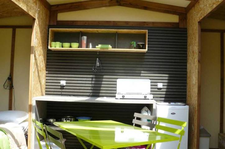 Tente pour 4 personnes, avec bassin pour enfant en Pyrénées-Atlantiques - 4