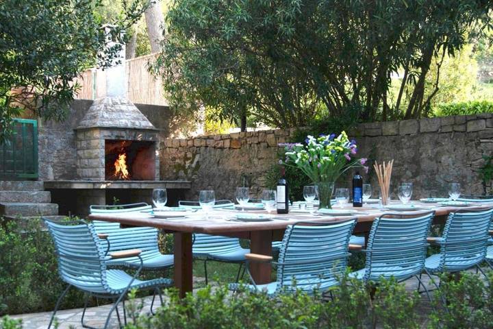 Villa pour 10 personnes, avec Balcon et Terrasse ainsi que Jardin et Piscine dans Šolta - 4