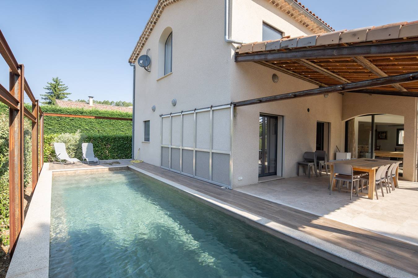 Villa "Luminières I" avec vue sur les montagnes, piscine privée et Wi-Fi in Les Salelles, Parc naturel régional des Monts d'Ardèche