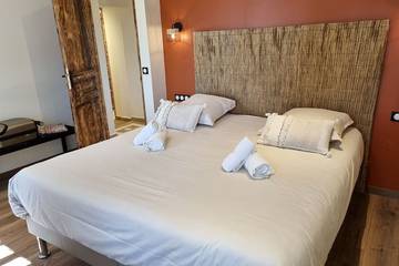 Villa pour 6 Personnes dans Arles, Parc naturel régional de Camargue, Photo 2
