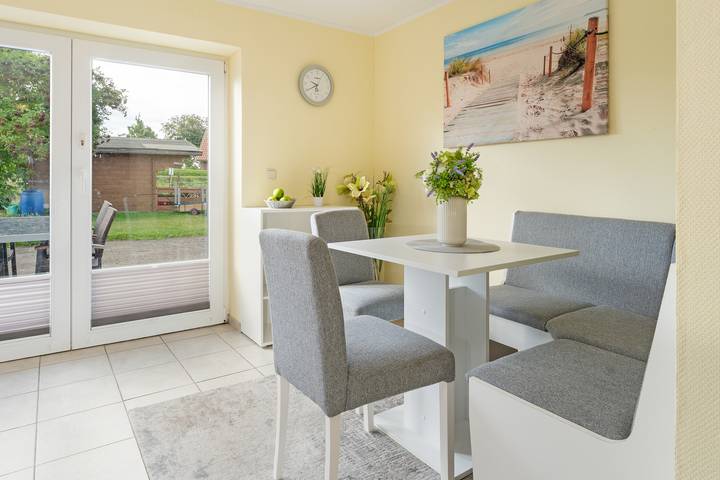 Ferienwohnung für 2 Personen, mit Terrasse und Garten in Westfehmarn