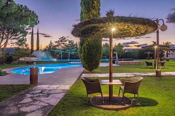 Hôtel pour 3 personnes, avec sauna et piscine ainsi que vue et jardin à Santa Coloma de Farners
