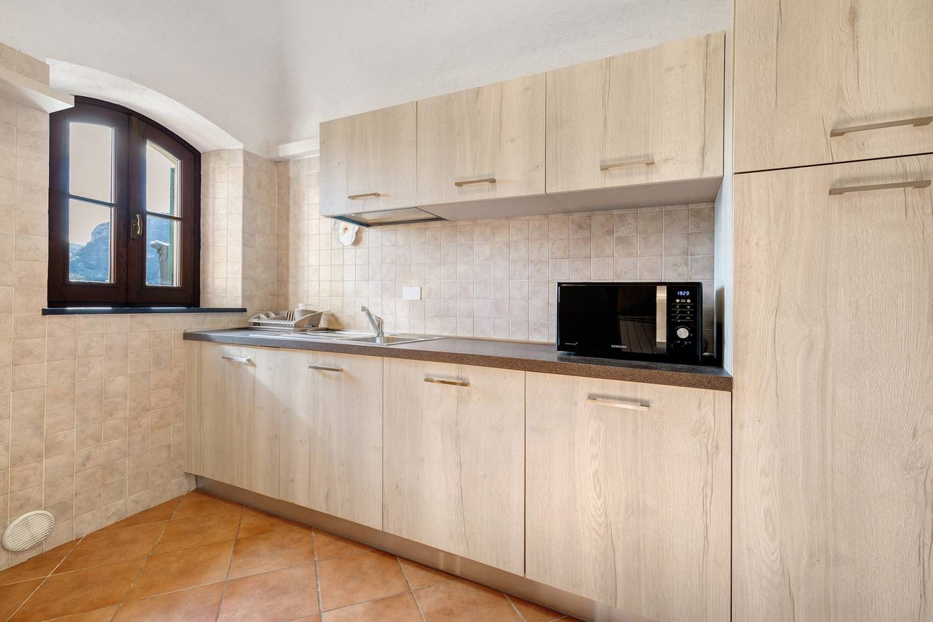 Entire apartment, Apartment 'Le Case Del Sole - Il Rustico' with Sea View, Wi-Fi and Air Conditioning in Verzi (Finale Ligure), Finale Ligure Municipality