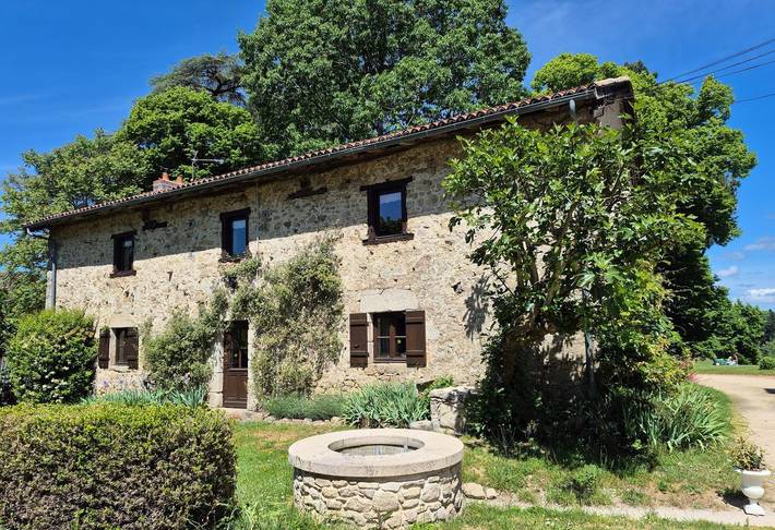 Gîte pour 8 personnes, avec Terrasse et Jardin