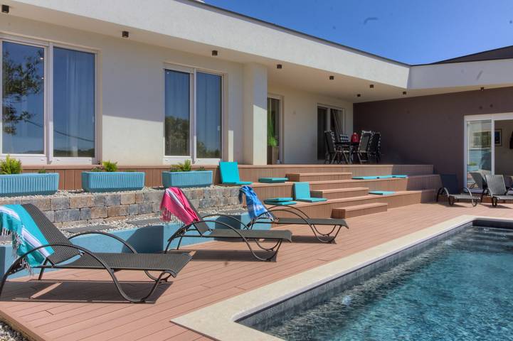 Villa für 8 Personen, mit Garten und Balkon sowie Pool in Medulin - 4