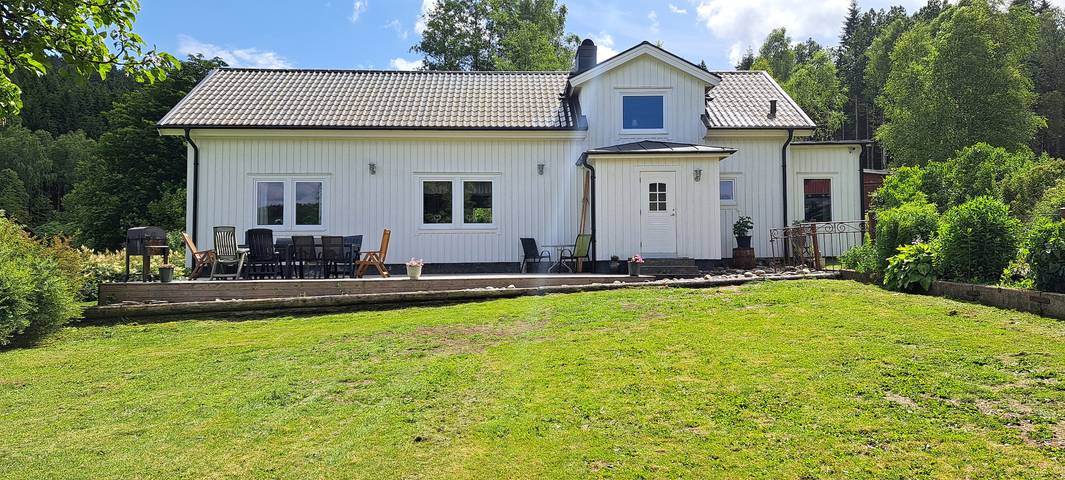 Hus för 11 Personer, med Terass samt Trädgård och Sjöutsikt i Varberg