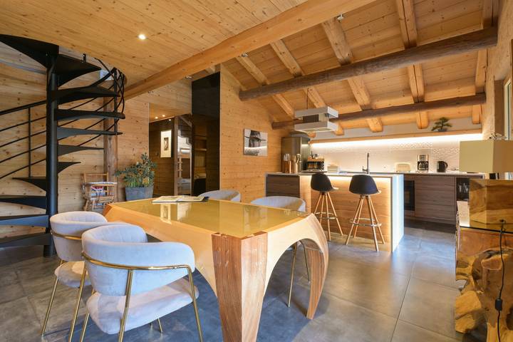 Location de vacances pour 5 personnes, avec Balcon et Jardin à Saint-Jean-de-Sixt