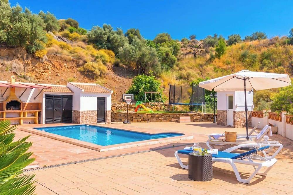 Casa vacanza a Cómpeta a partire da 125€ a notte