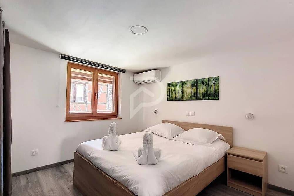 Entire apartment, Le Nature d'Eguisheim, Le Nature, avec terrasse calme et parking privé au cœur médiéval d'Eguisheim in Eguisheim, Parc naturel régional des Ballons des Vosges