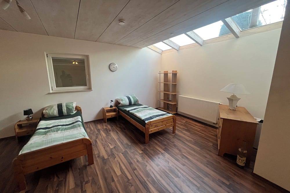 Ganze Wohnung, Monteurwohnung, Ferienunterkunft in Aalen/Westhausen in Westhausen, Schwäbische Ostalb