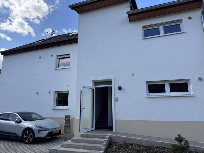Ganze Ferienwohnung, Neues, barrierefreies Apartment mitten in Losheim in Losheim am See, Saar-Nahe-Bergland