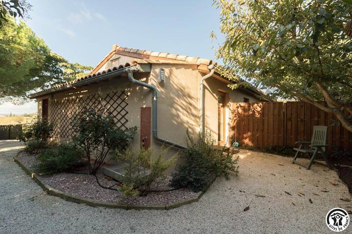 Gîte pour 2 personnes, avec Terrasse et Jardin