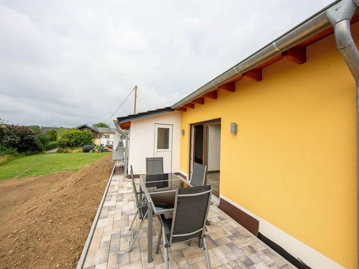 Feriehus for 6 personer, med hage og terrasse, dyr tillatt i Eifel
