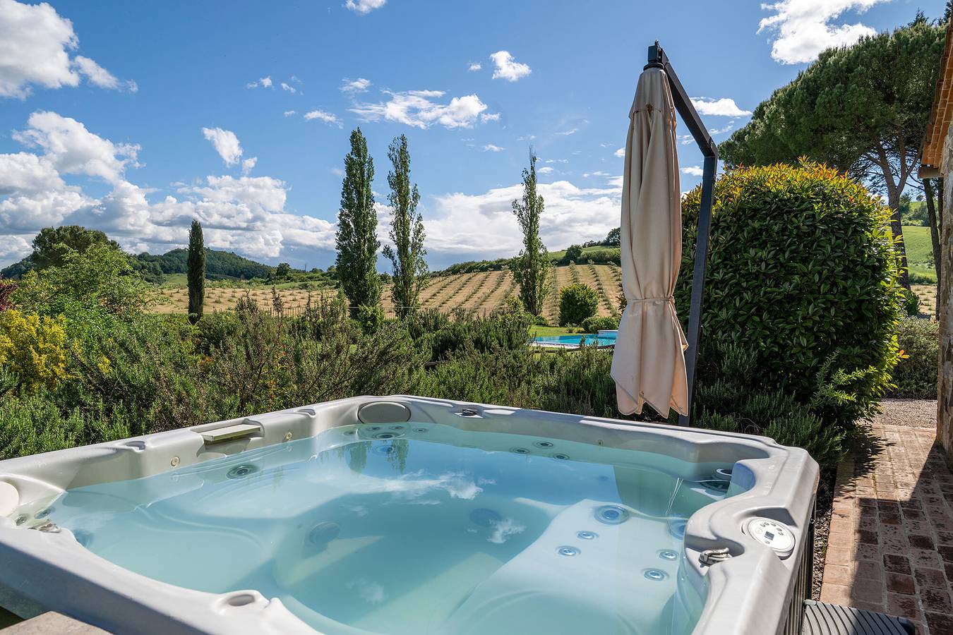 Villa für 20 Personen mit Whirlpool in Asciano, Siena Provinz