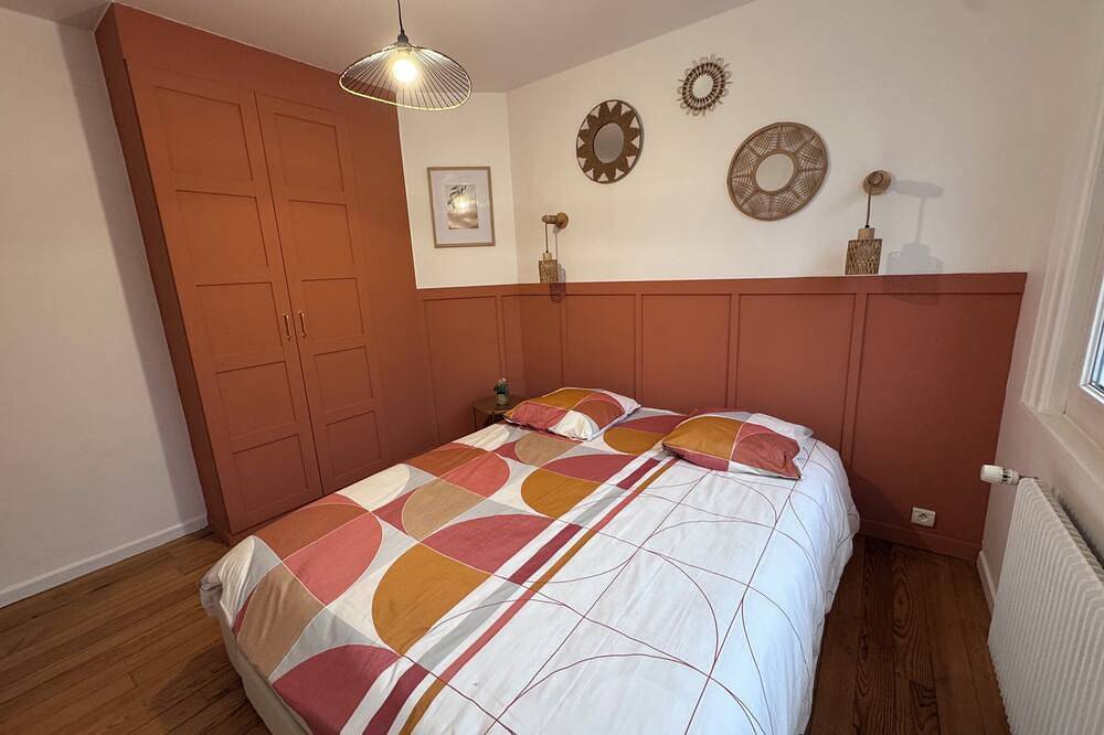 La parenthèse de Camille - Family house 6 bedrooms - garden - near beach in Calais, Calais region