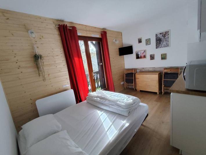 Gîte pour 4 personnes, avec vue et balcon dans Station du Mourtis - 4