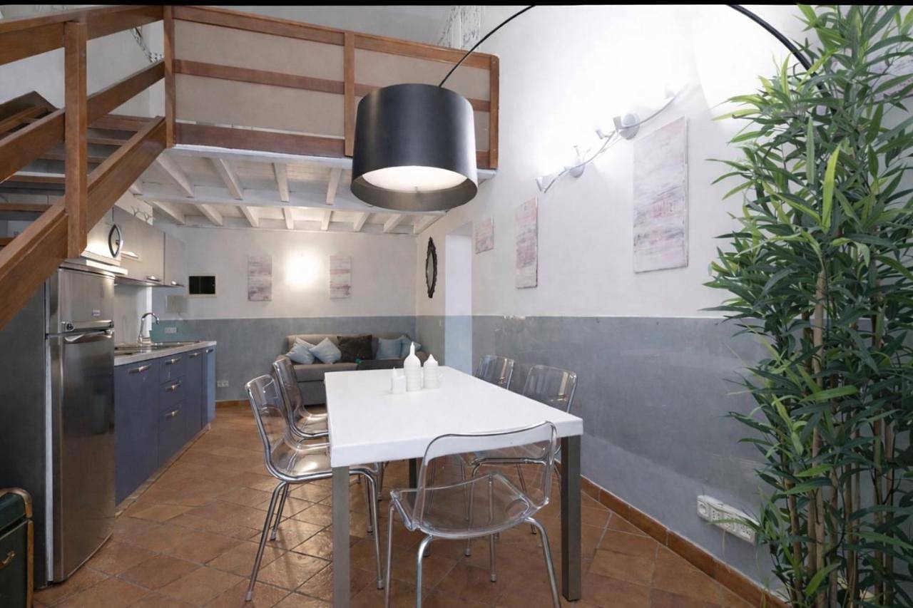 Appartamento intero, Two-Bedroom Apartment in Centro di Roma, Roma